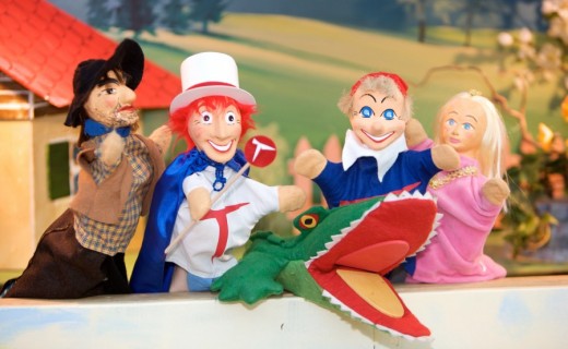 Kasperl Veranstaltung im ATRIO. Kasperl und seine Freunde der Räuber, der Zauberer und die Prinzessin