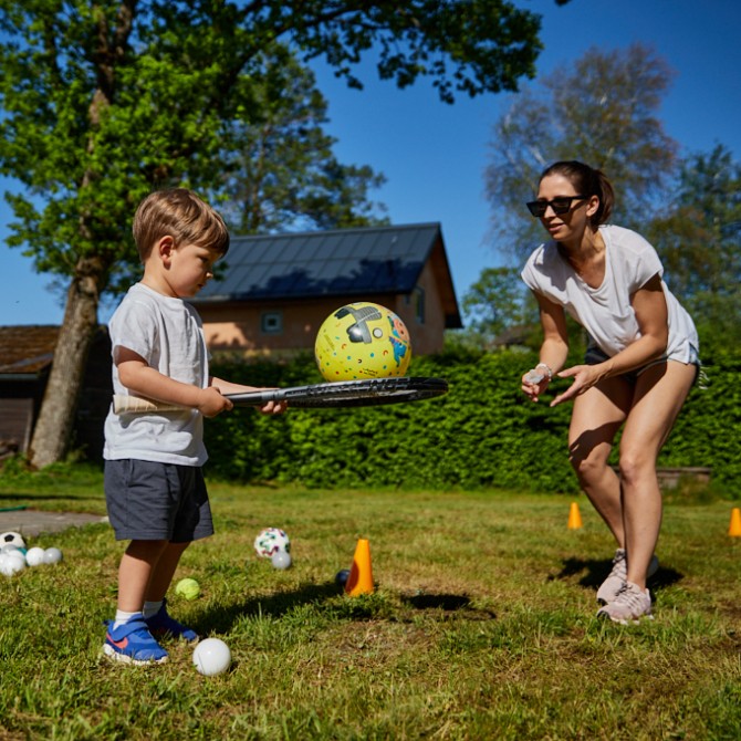Ballgeschick bei Kindern fördern