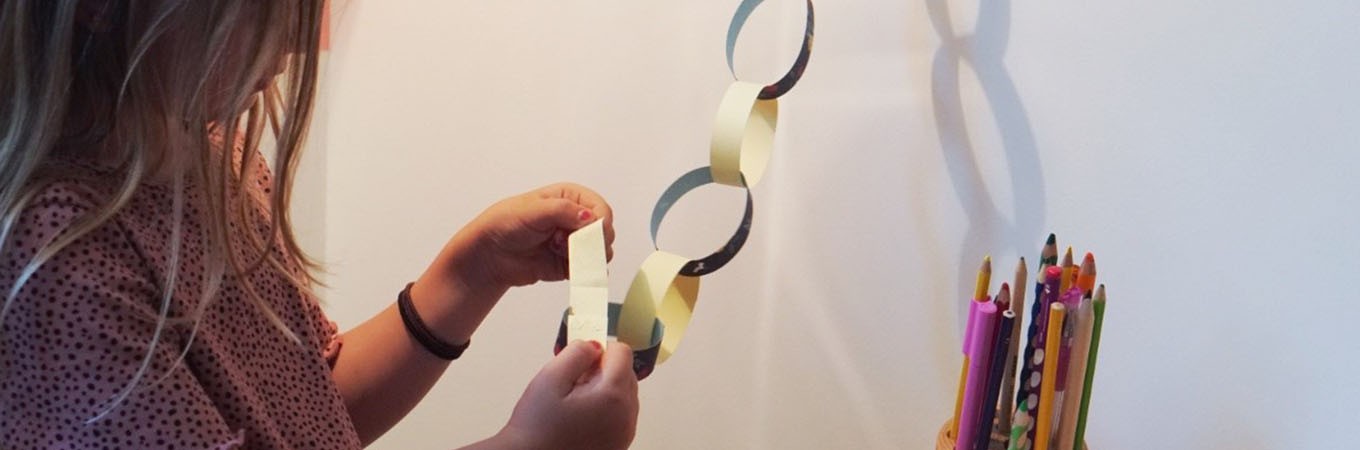 Selbstgemachte Papiergirlande